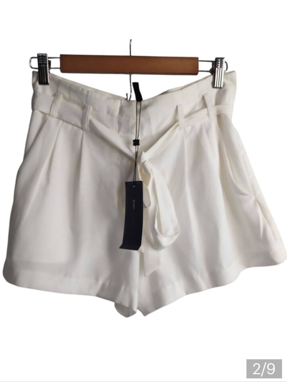 BCBGmaxAzria Women's White High Waisted Shorts Sz 0 NWT Orig $98